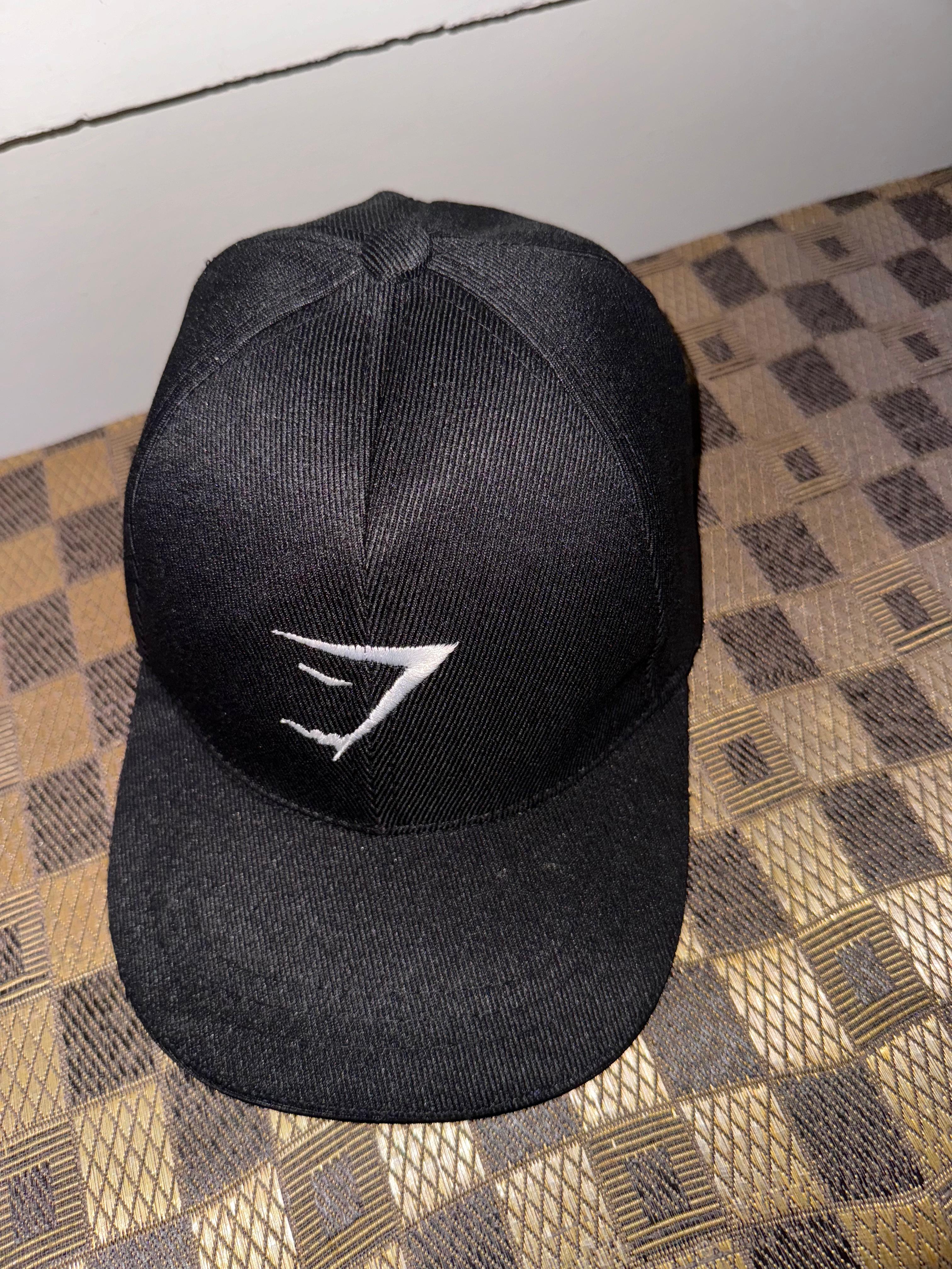 Caps